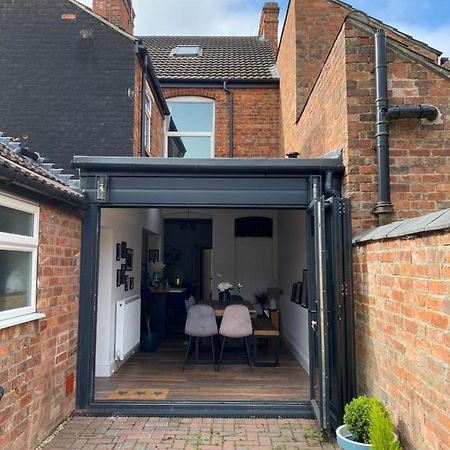 Luxury Spacious Renovated Townhouse Grantham Exterior photo
