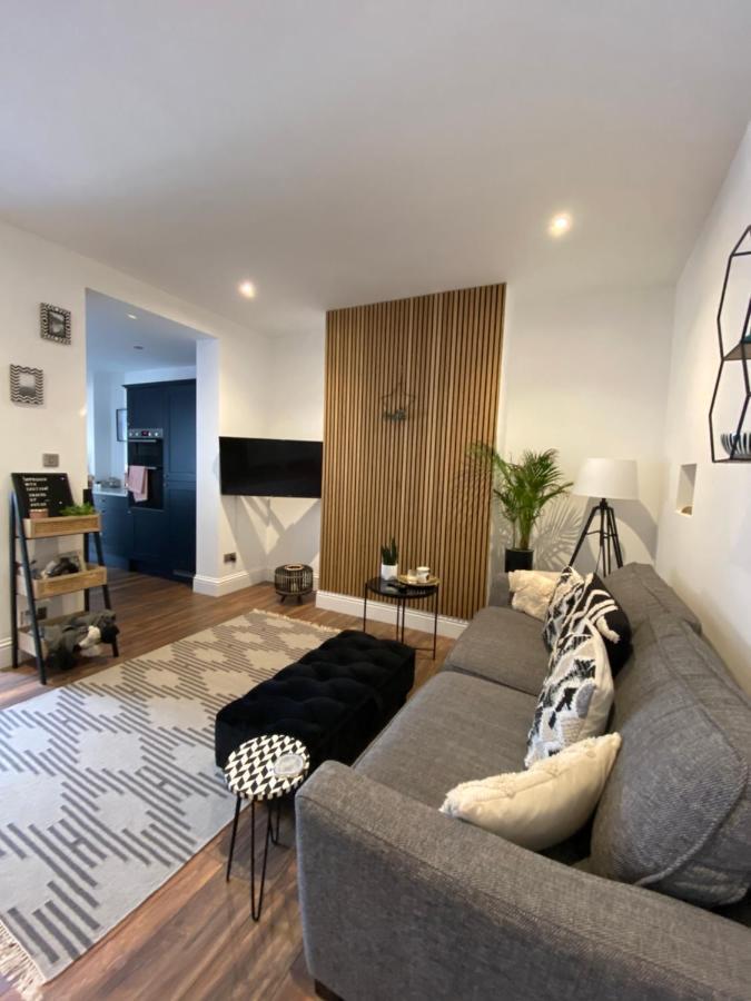 Luxury Spacious Renovated Townhouse Grantham Exterior photo