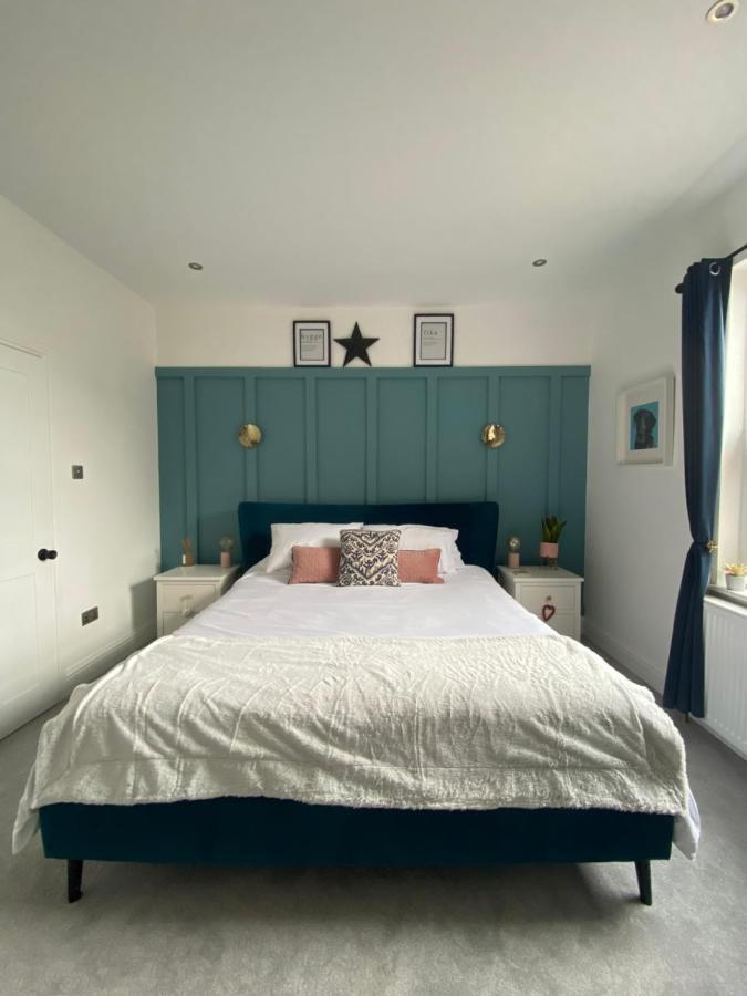Luxury Spacious Renovated Townhouse Grantham Exterior photo